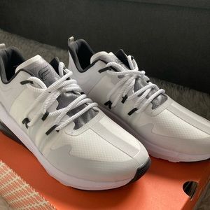 Fabletics palms performance sneakers